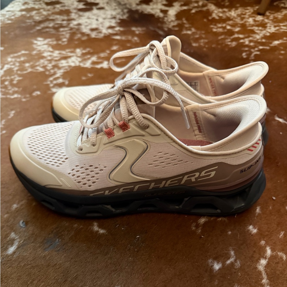 Skechers light pink/Cream Slip-Ins Sneakers - Picture 4 of 4